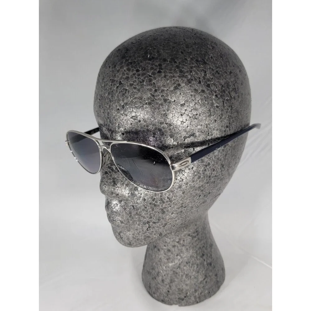 Oakley Tie Breaker Sunglasses Tortoise Shell 004108-02 FRAME ONLY